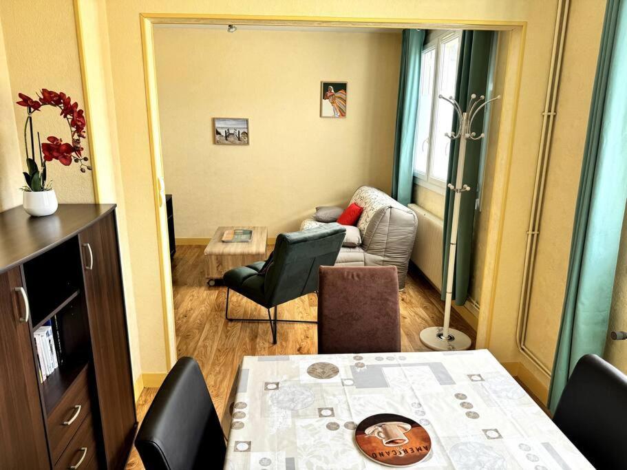 Appartement Proche De L'Hyper-Centre Avec Garage Caen Eksteriør bilde